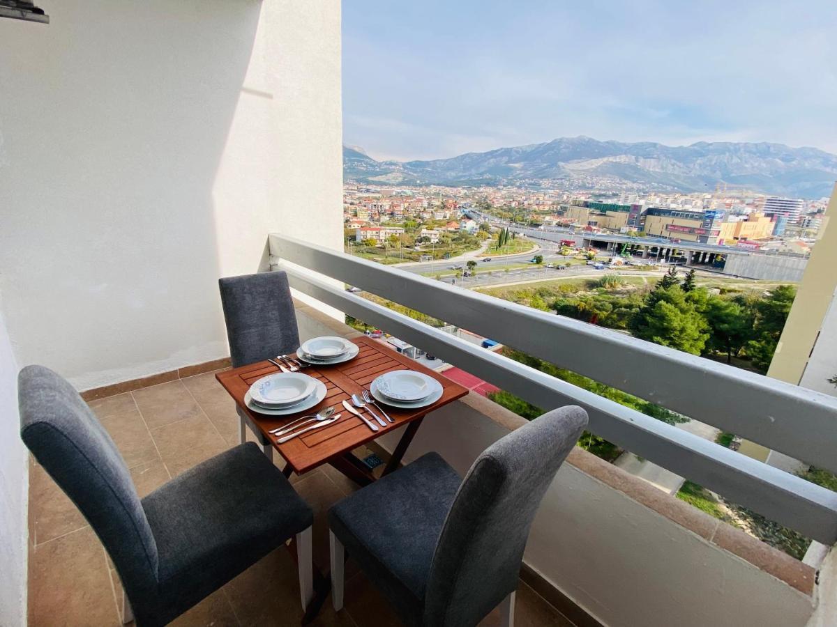 La Dolce Vita - Apartment Split Bagian luar foto